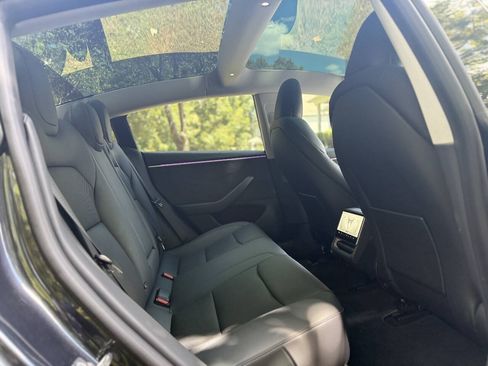 Used 2024 Tesla Model 3 Long Range AWD/4WD image 17