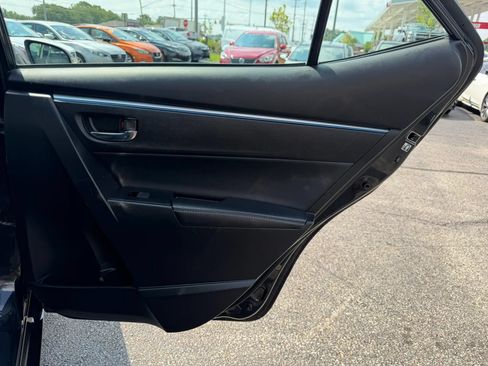 Used 2015 Toyota Corolla S FWD image 28