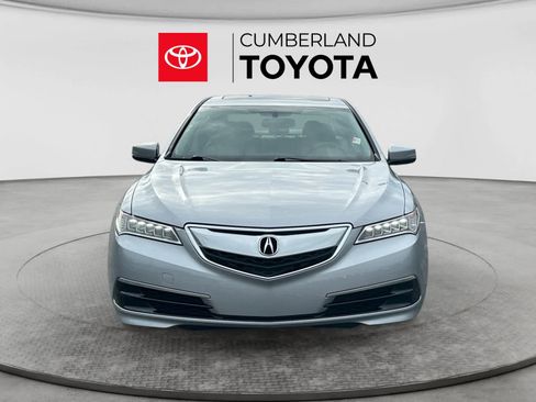 Used 2017 Acura TLX FWD image 8