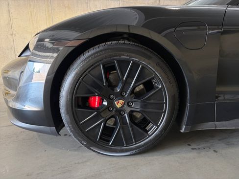 Certified 2024 Porsche Taycan 4S w/ Premium Package AWD/4WD image 18