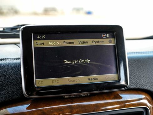 Used 2013 Mercedes-Benz G 550 image 29