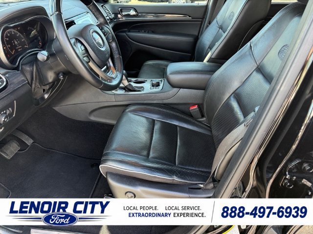 Used 2019 Jeep Grand Cherokee Overland AWD/4WD image 9