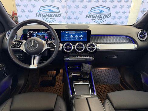 Used 2024 Mercedes-Benz GLB 250 4MATIC w/ Driver Assistance Package image 31