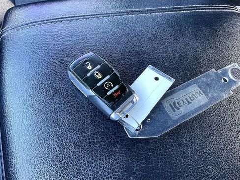 Used 2020 RAM 1500 Lone Star image 36