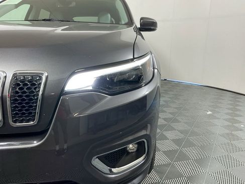 Used 2019 Jeep Cherokee Limited AWD/4WD image 24