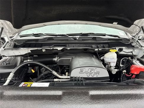 Used 2024 RAM 1500 Classic SLT image 21