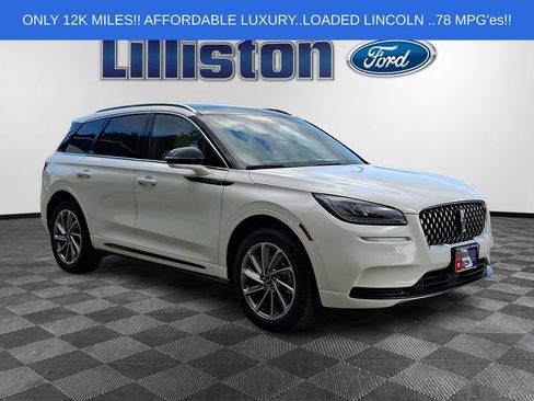 Used 2022 Lincoln Corsair Grand Touring AWD/4WD image 3