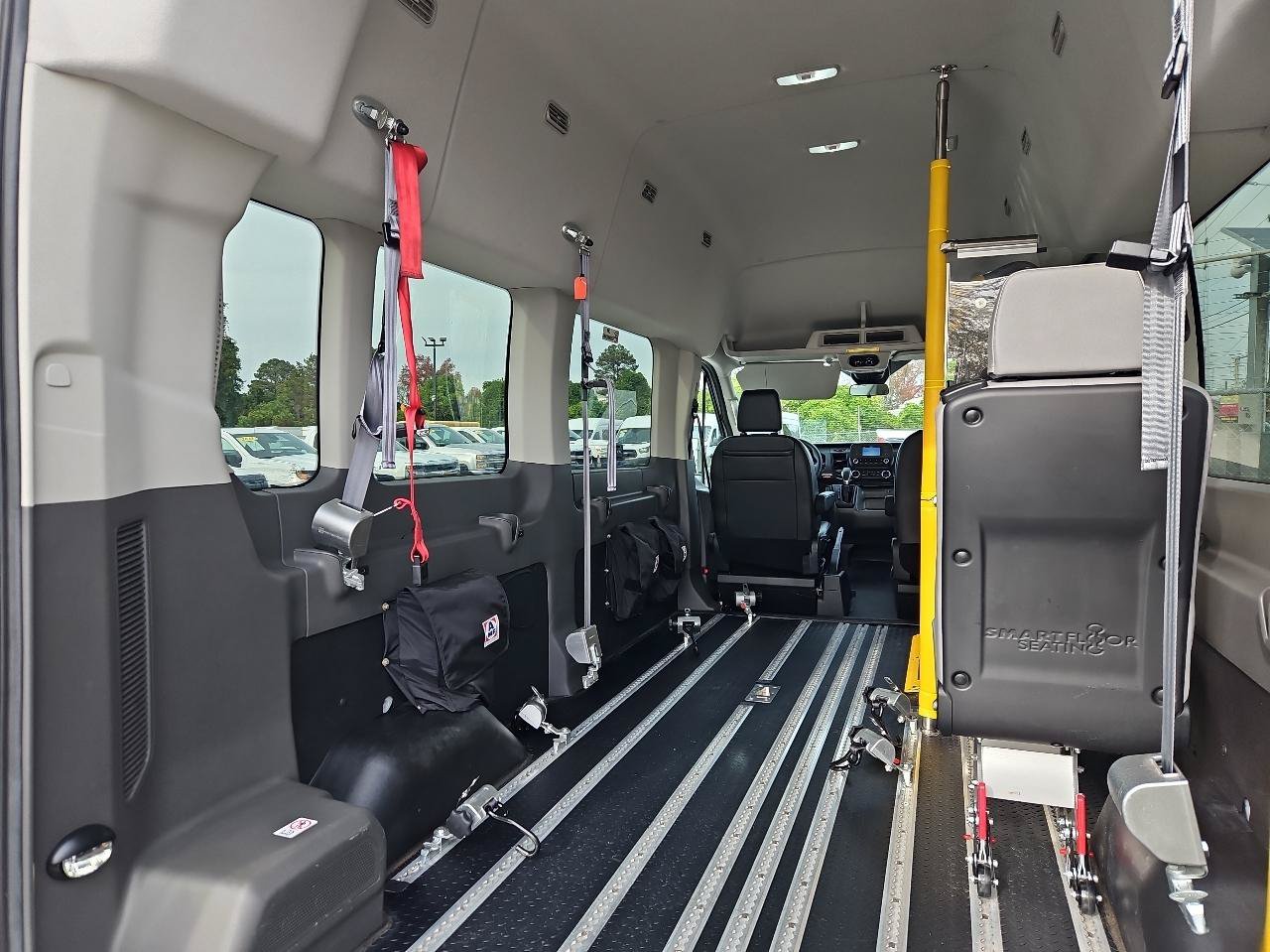 Used 2020 Ford Transit 350 XL RWD image 25