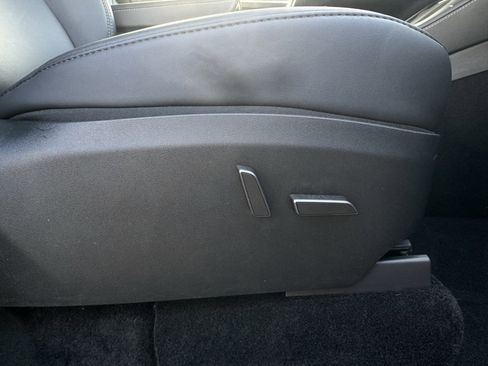 Used 2024 Tesla Model Y Long Range image 30