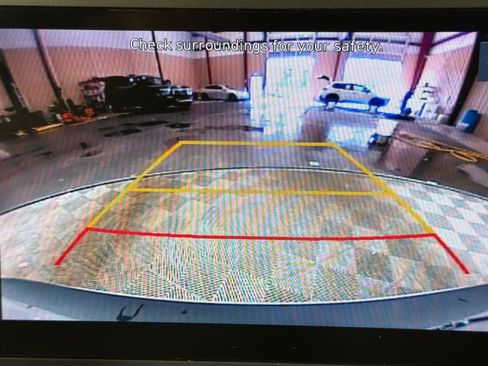 Used 2023 Hyundai Kona SE FWD image 29
