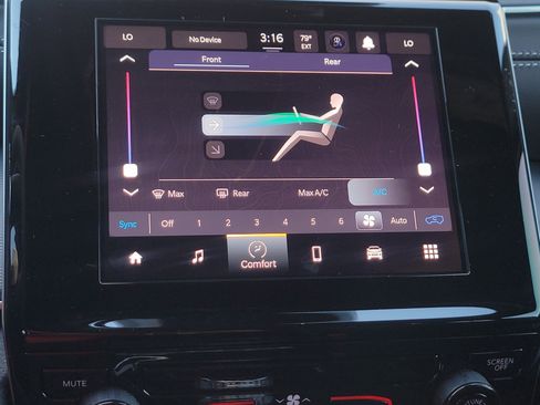 New 2025 Jeep Grand Cherokee L Laredo image 18