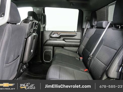 Used 2024 Chevrolet Silverado 2500 LT AWD/4WD image 16