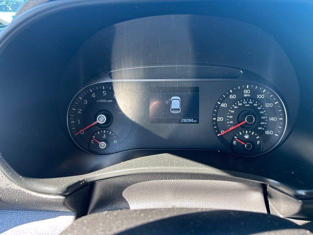 Used 2021 Kia Soul LX FWD image 13