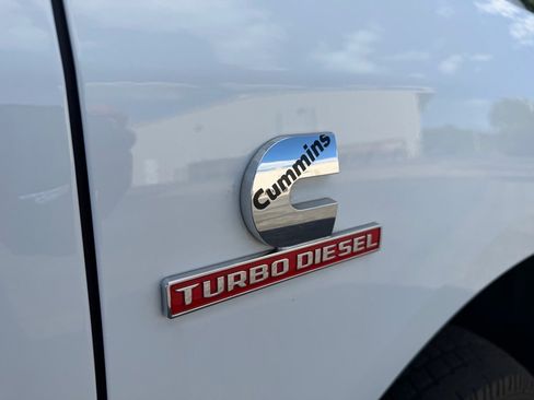 Used 2024 RAM 3500 Big Horn AWD/4WD image 18