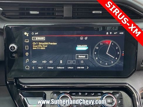 Used 2024 GMC Sierra 2500 AT4 w/ Technology Package image 40