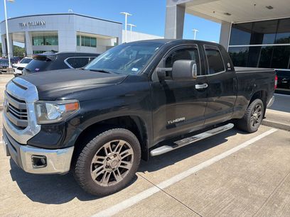 Used 2014 Toyota Tundra SR5 w/ SR5 Upgrade Package