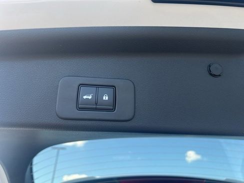 New 2025 Nissan Murano SL image 7