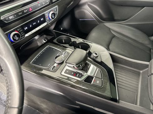 Used 2018 Audi Q7 3.0T Prestige w/ Prestige Package AWD/4WD image 23