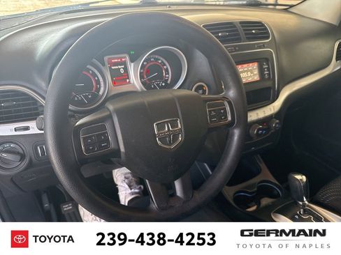 Used 2017 Dodge Journey SE w/ Flexible Seating Group FWD image 14