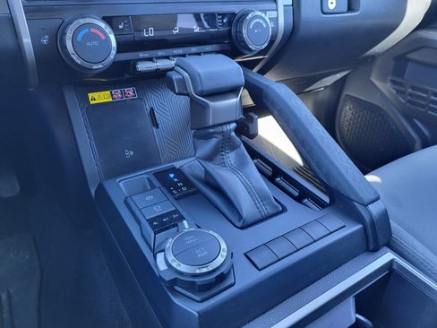 Certified 2025 Toyota Tacoma SR5 image 17