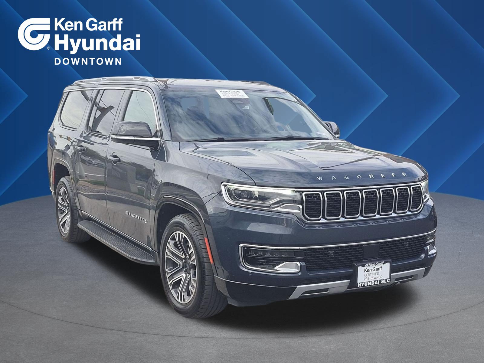 Used 2024 Jeep Wagoneer L Series II w/ Flexible Seating Group AWD/4WD image 1