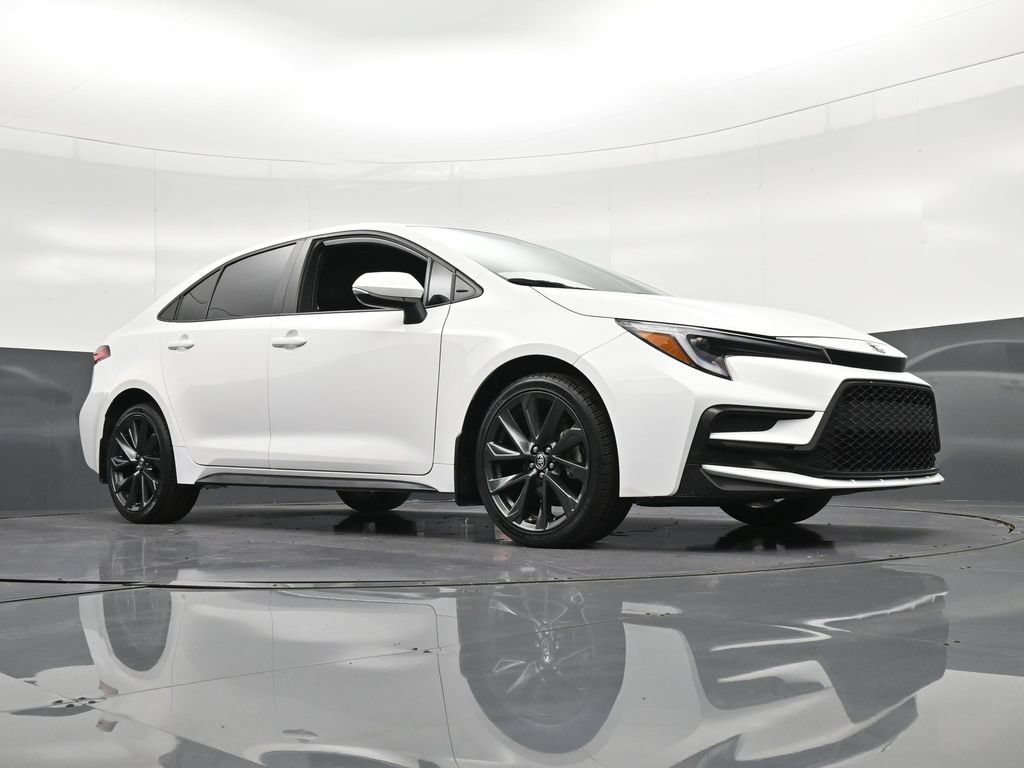 Used 2024 Toyota Corolla SE FWD image 29
