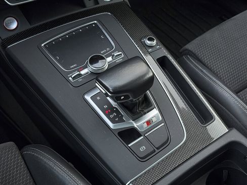 Used 2018 Audi SQ5 Premium Plus w/ Navigation Package AWD/4WD image 29