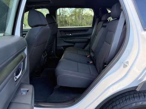 Used 2025 Honda CR-V Sport image 7