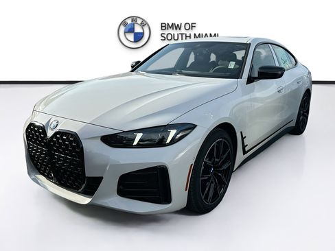 New 2026 BMW 430i w/ M Sport Package RWD image 2