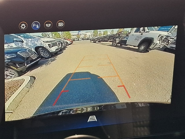 Used 2026 Chevrolet Equinox LT AWD/4WD image 13