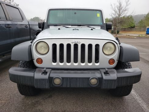 Used 2008 Jeep Wrangler X image 2