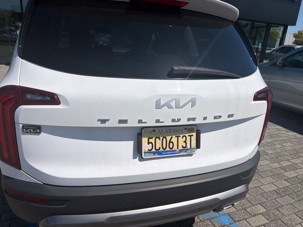 Used 2022 Kia Telluride SX FWD image 5
