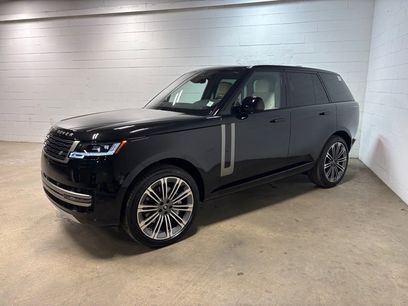 New 2025 Land Rover Range Rover SE