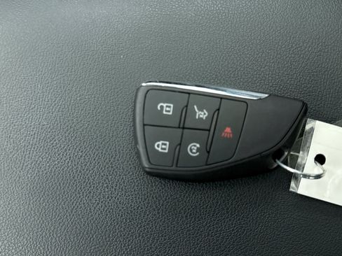 Used 2024 Chevrolet Blazer EV LT AWD/4WD image 25