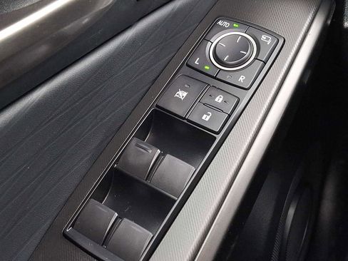 Used 2025 Lexus IS 350 F Sport w/ Navigation Package image 25