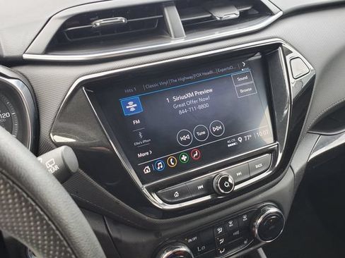 Used 2022 Chevrolet TrailBlazer LT w/ Convenience Package FWD image 29