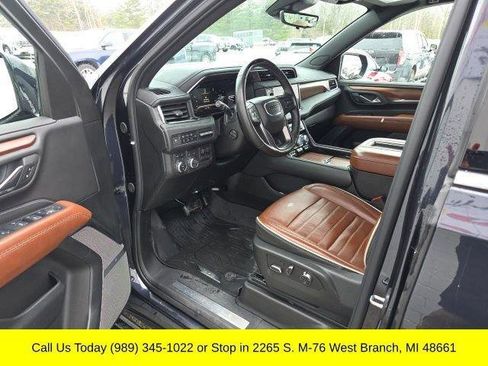 Used 2024 GMC Yukon XL Denali Ultimate w/ LPO, Floor Liner Package AWD/4WD image 15
