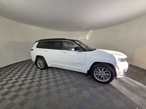 Certified 2024 Jeep Grand Cherokee L Summit w/ Advanced Protech Group IV AWD/4WD image 4