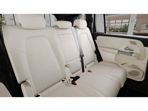 New 2026 Mercedes-Benz GLB 250 image 6