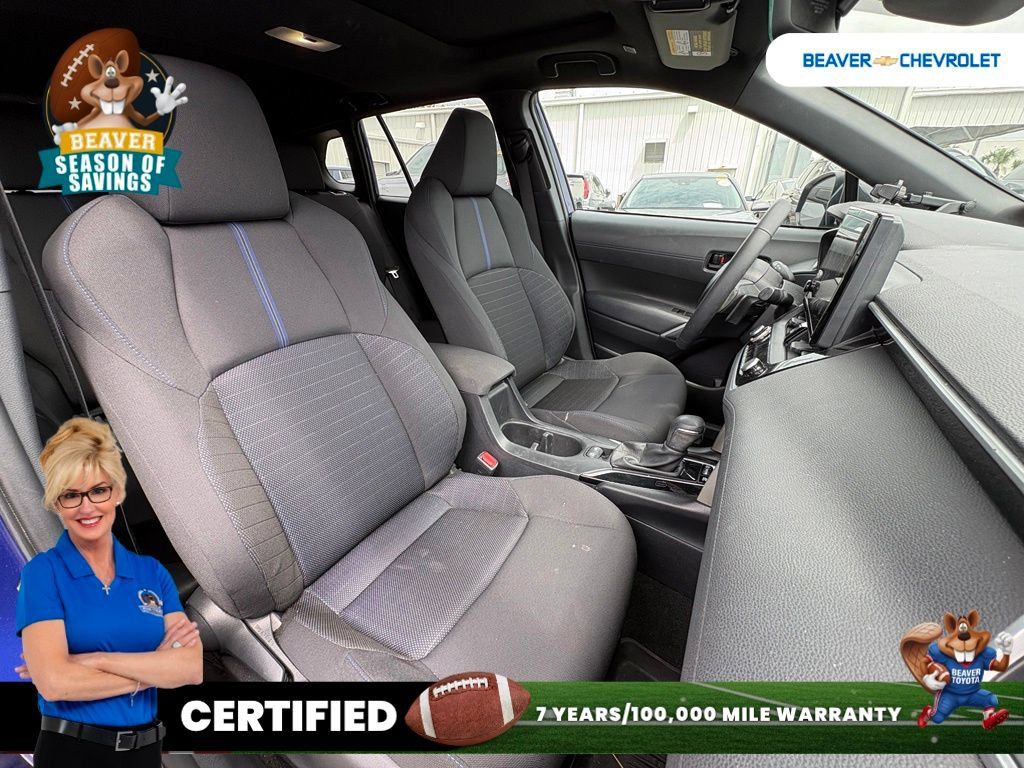 Used 2024 Toyota Corolla Cross AWD Hybrid w/ Moonroof Package image 27