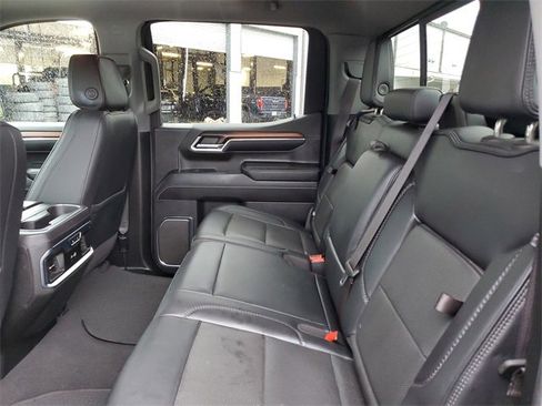 Used 2024 GMC Sierra 1500 Denali w/ Technology Package image 11