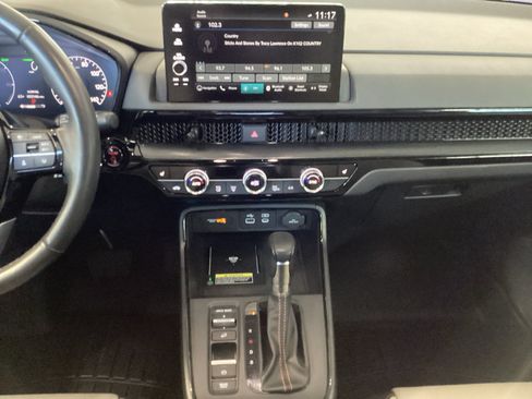 Used 2024 Honda CR-V Sport Touring image 11