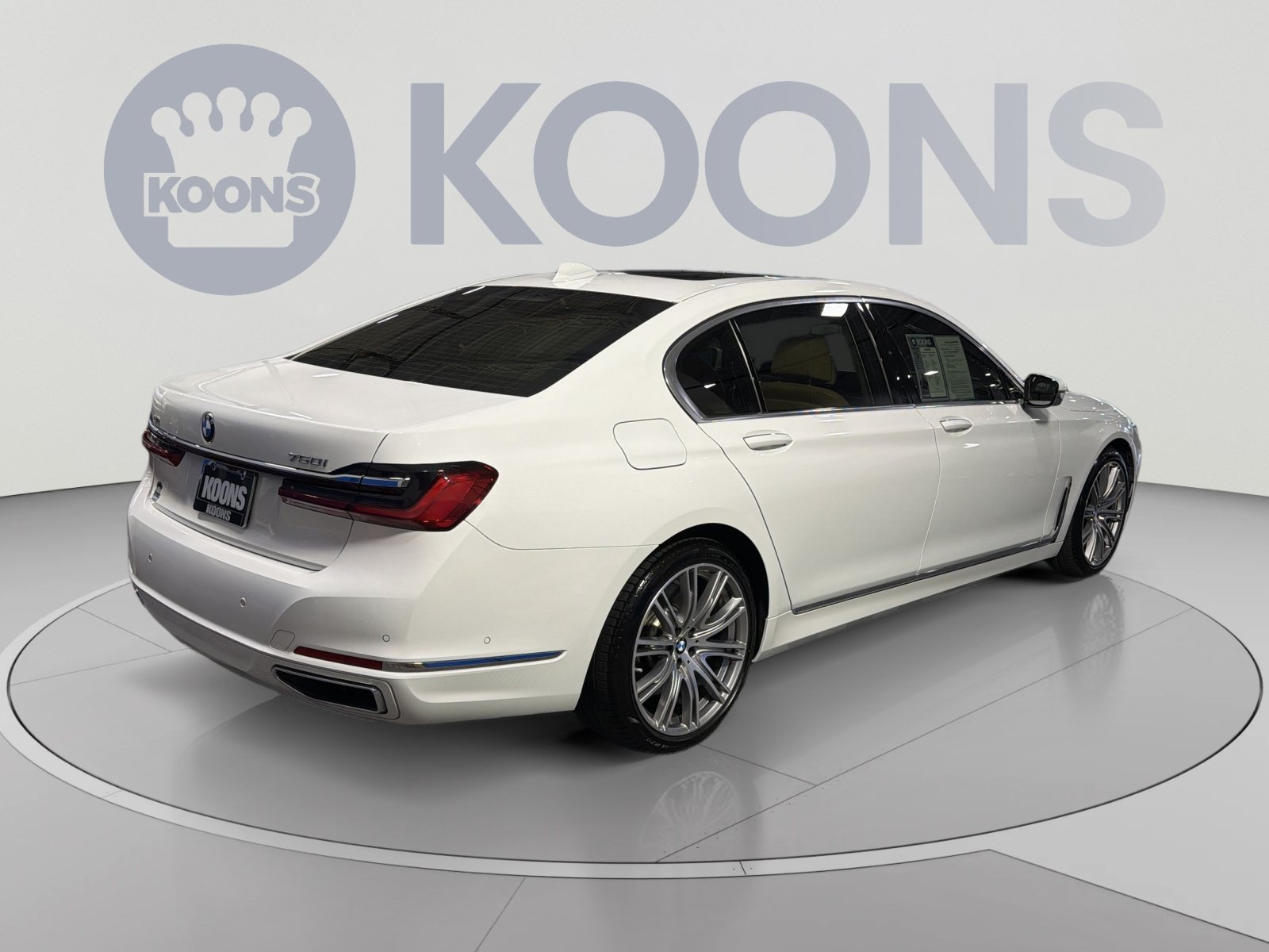 Used 2022 BMW 750i xDrive w/ Executive Package AWD/4WD image 7