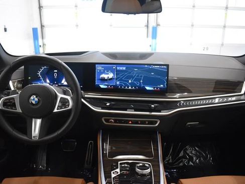 Used 2026 BMW X5 xDrive40i w/ Executive Package AWD/4WD image 5