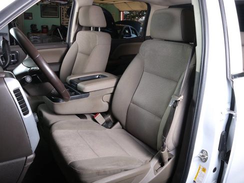 Used 2017 GMC Sierra 1500 SLE w/ SLE Value Package image 30