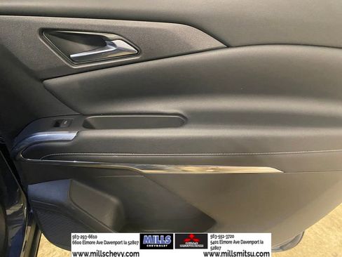 Used 2024 Chevrolet Traverse LT image 14