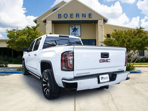 Used 2018 GMC Sierra 1500 Denali w/ Denali Ultimate Package AWD/4WD image 3