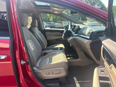 Used 2022 Honda Odyssey Elite image 49