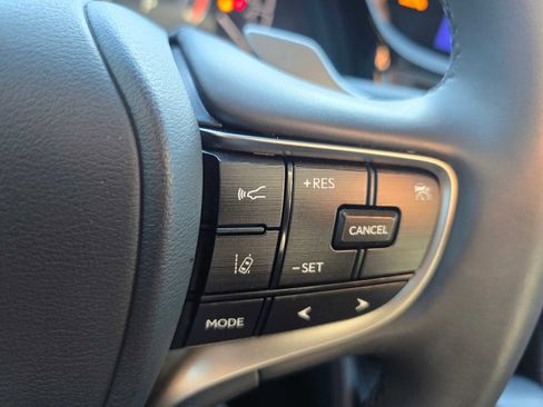 Used 2025 Lexus ES 350 w/ Premium Package image 31