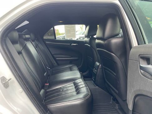 Used 2020 Chrysler 300 S AWD/4WD image 14